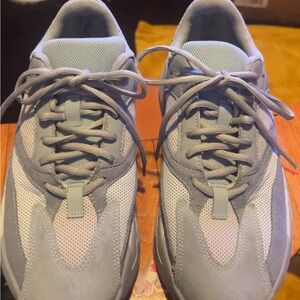 Size 10 Adidas Yeezy Boost 700 V1 Inertia Gray Men's Athletic Shoes